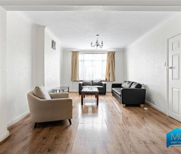 3 bedroom semi-detached house to rent - Photo 5