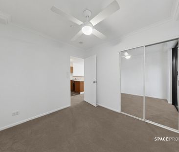 Charming Spring Hill Living Awaits You - Photo 5