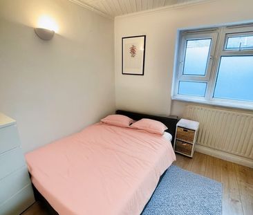 Room in a Shared Flat, With Communal Garden And Bike Storag, W9 - Photo 2