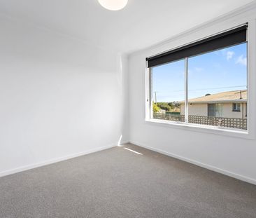 Renovated Three Bedroom Home - Photo 2