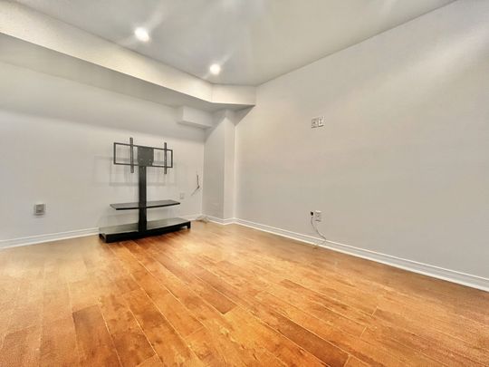 For Lease - 5 Coyle Street, Ajax, Ontario - Photo 1