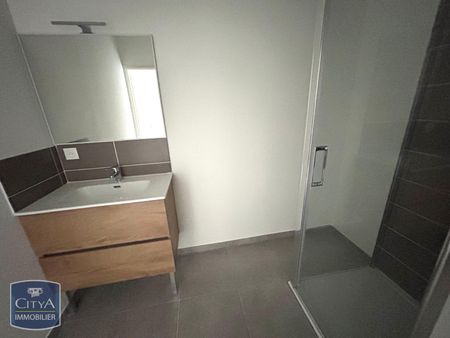 Location Appartement 3 pièces 59m² ST ETIENNE 42000 - Photo 5