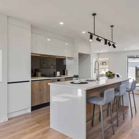 A Home Looked After by Landlords Who Truly Care! - Photo 4