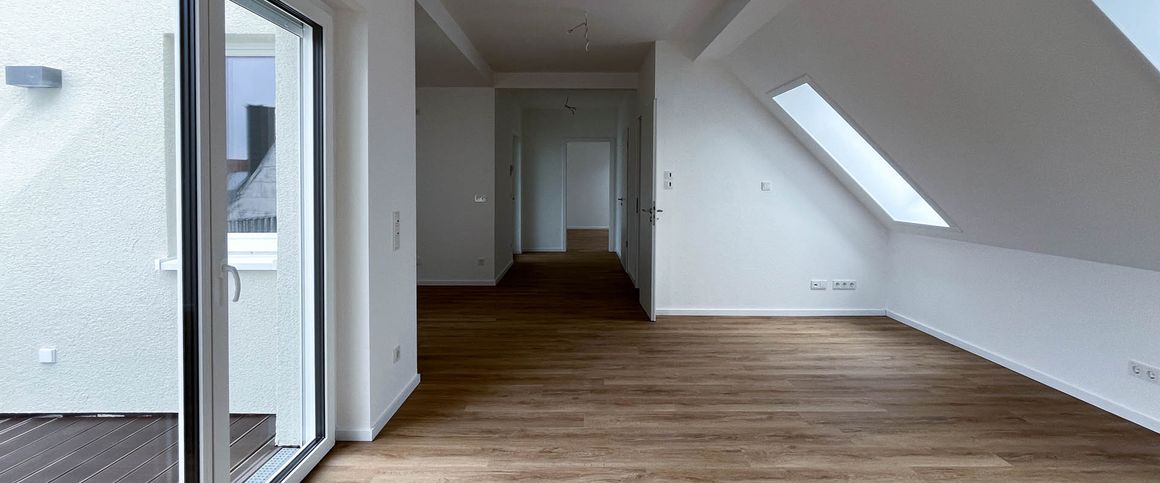 Neubau-Dachgeschosswohnungen mit Fahrstuhl - Photo 1