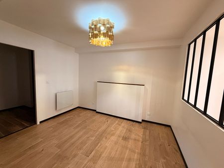 Location Appartement 2 pièces 46m² - Photo 4
