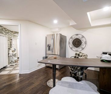 For Lease - 2427 Valley Heights Cres. N/A, Oakville, Ontario - Photo 2