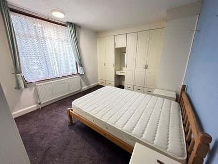 2 bedroom terraced house to rent - Photo 5