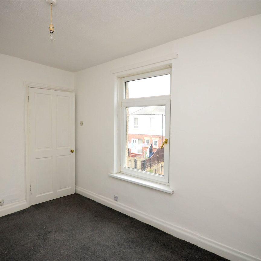 2 bed house to rent in North Avenue, Washington, NE37 - Photo 1