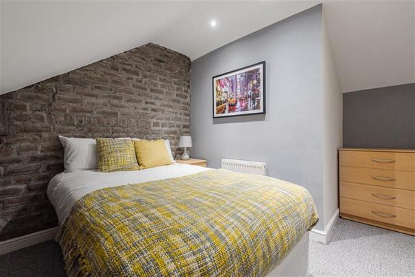 1 bedroom in a house share to rent - Photo 1