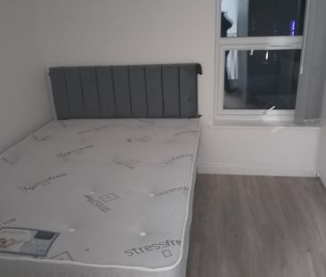 Room in a Shared House, Smithdown Road, L7 - Photo 4