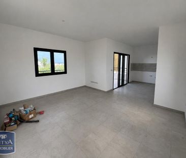 Location Appartement 3 pièces 67m² ST PIERRE 97410 - Photo 4