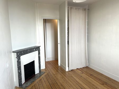 Location Appartement 3 pièces 79m² - Photo 2