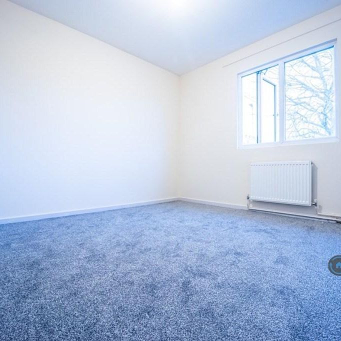 2 bedroom end of terrace house to rent - Photo 1