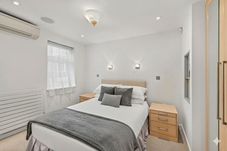 4 bedroom mews to rent - Photo 5