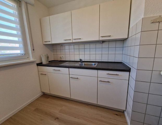 4 ZKB-Dachgeschosswohnung Nähe Miele - Foto 1