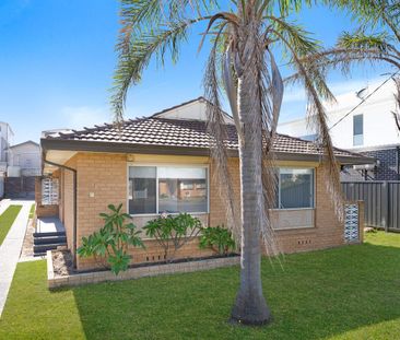 Great Location - Photo 2