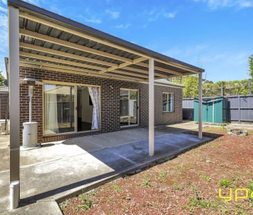 Light, Bright & Perfectly Located – Your Next Home in Doreen! - Photo 1