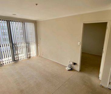 2 Bedroom Newmarket Apartment - Photo 2