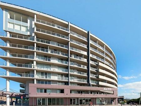 SECURE & LOW MAINTENANCE LIVING - Photo 2