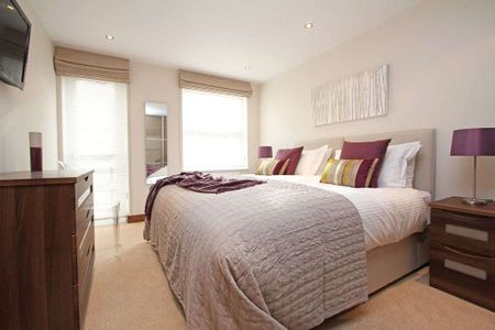 Kingston House South, 40-90 Ennismore Gardens, Knightsbridge, London, SW7 1NG - Photo 3