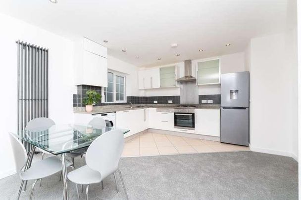 Fairfield Road, UB8 - Photo 1