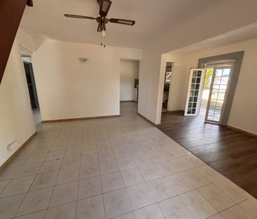 Location Maison 5 pièces 122m² STE ROSE 97115 - Photo 5