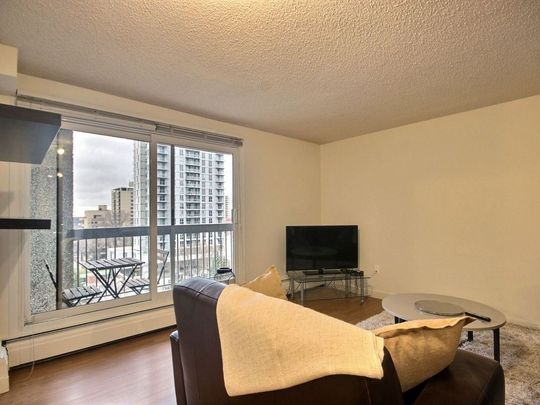 1 Bedroom Condo For Rent In Oliver! In Suite Laundry. Undgr. Parking. - Photo 1