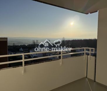Neu renovierte 2,5 -Zimmer-Wohnung mit Balkon und Weitsicht ins Sau... - Photo 1