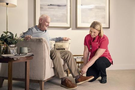 2 bedroom retirement property to rent - Photo 2