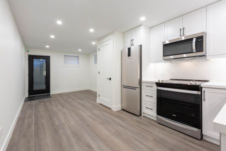 For Lease - 456 Armadale Avenue Unit# B2, Toronto, Ontario - Photo 2