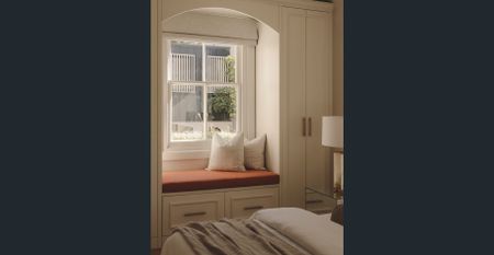 Exquisitely Renovated Victorian Terrace with Separate Studio - Photo 5