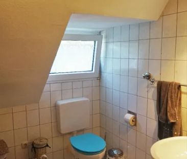 Helle 2-Zimmer-Dachgeschosswohnung in Rüttenscheid - Photo 1