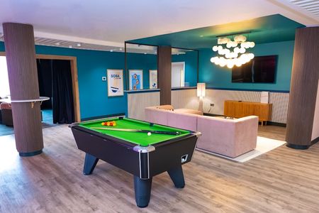 Platinum Ensuite - Photo 2