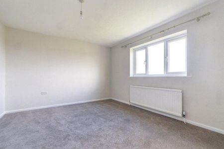 5 bedroom detached house to rent - Photo 4