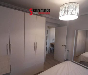 Piso de alquiler en Castilla - Hermida - Foto 4