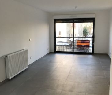 Location Appartement 2 pièces 44m² CONFLANS STE HONORINE 78700 - Photo 4