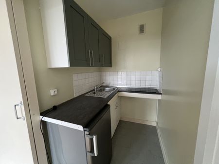 Location Appartement 1 pièce 30m² ST LO 50000 - Photo 2