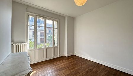 Appartement 3 pièces 63m2 REIMS 765 euros - Photo 3