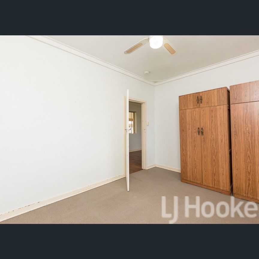 18 Allnutt Street, Mandurah, WA 6210 - Photo 1