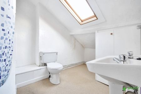 Melbourne Place - Photo 2