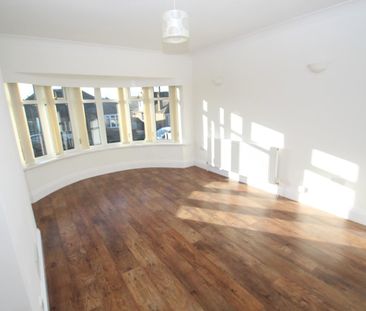 2 bedroom semi-detached house to rent - Photo 4