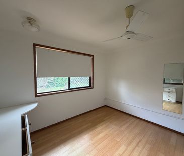 Beautiful Waterfront Home for Rent - Photo 4
