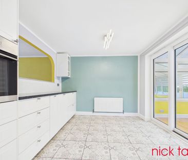 Conroy Drive, Dawley Telford, Shropshire, TF4 2RP - Photo 4