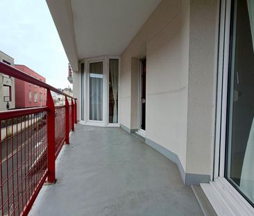 Location Appartement 2 pièces 47m² REZE 44400 - Photo 6