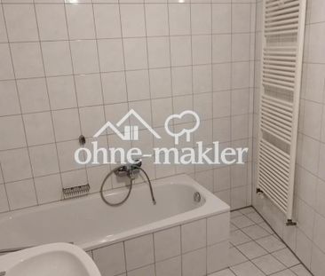 Schöne gemütliche ruhige 2 Zimmer Dachgeschoss Wohnung - Photo 6