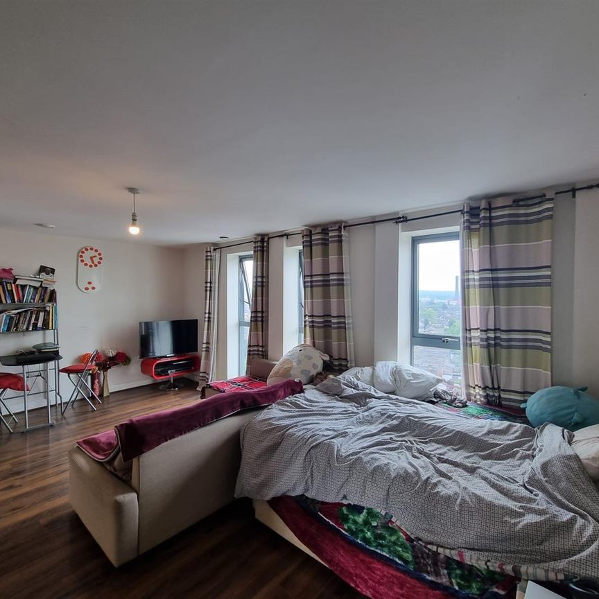 420 London Road, Croydon - Photo 1