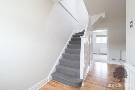 3 bedroom apartment to rent - Photo 3
