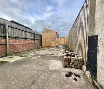 2 bedroom terraced house to rent - Photo 3