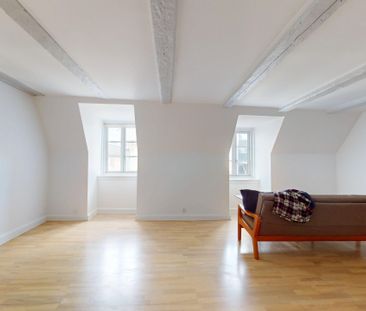 111m² Lejlighed | København K - Photo 2