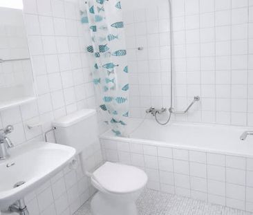 1 Zimmer, 42 m², 2. Stock - Photo 2